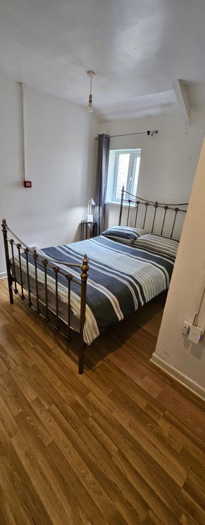 No Frills & Nothing Fancy 1 Bed Studio City Centre Κάρντιφ Εξωτερικό φωτογραφία